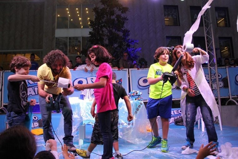 Oreo Land the Land of Entertainment Milk & Oreos!